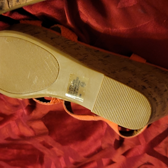 FREE WHEN BUNDLED  .jellypop  salmon colored - Picture 6 of 9